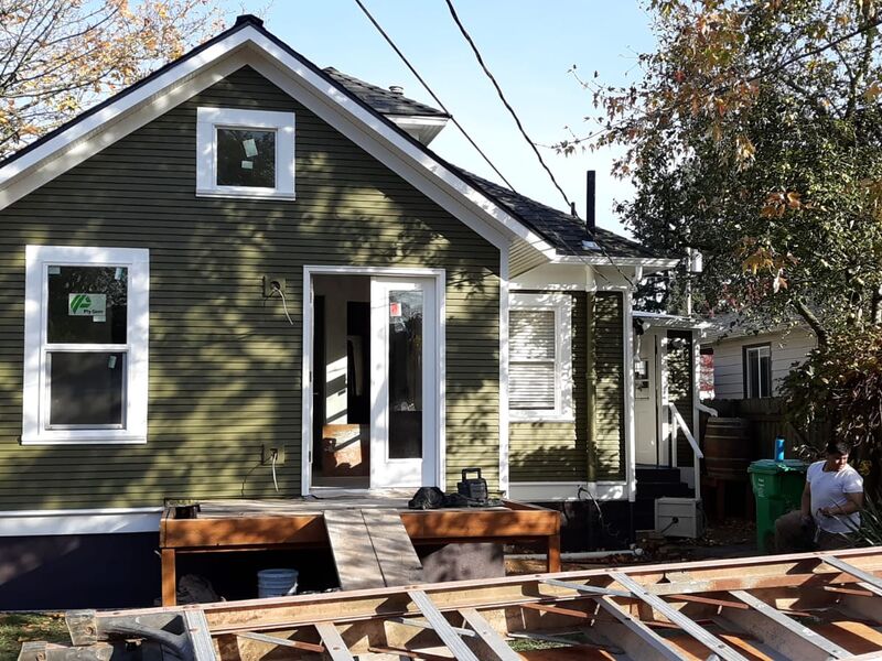 Completed custom deck by ArchAngel Construction Services